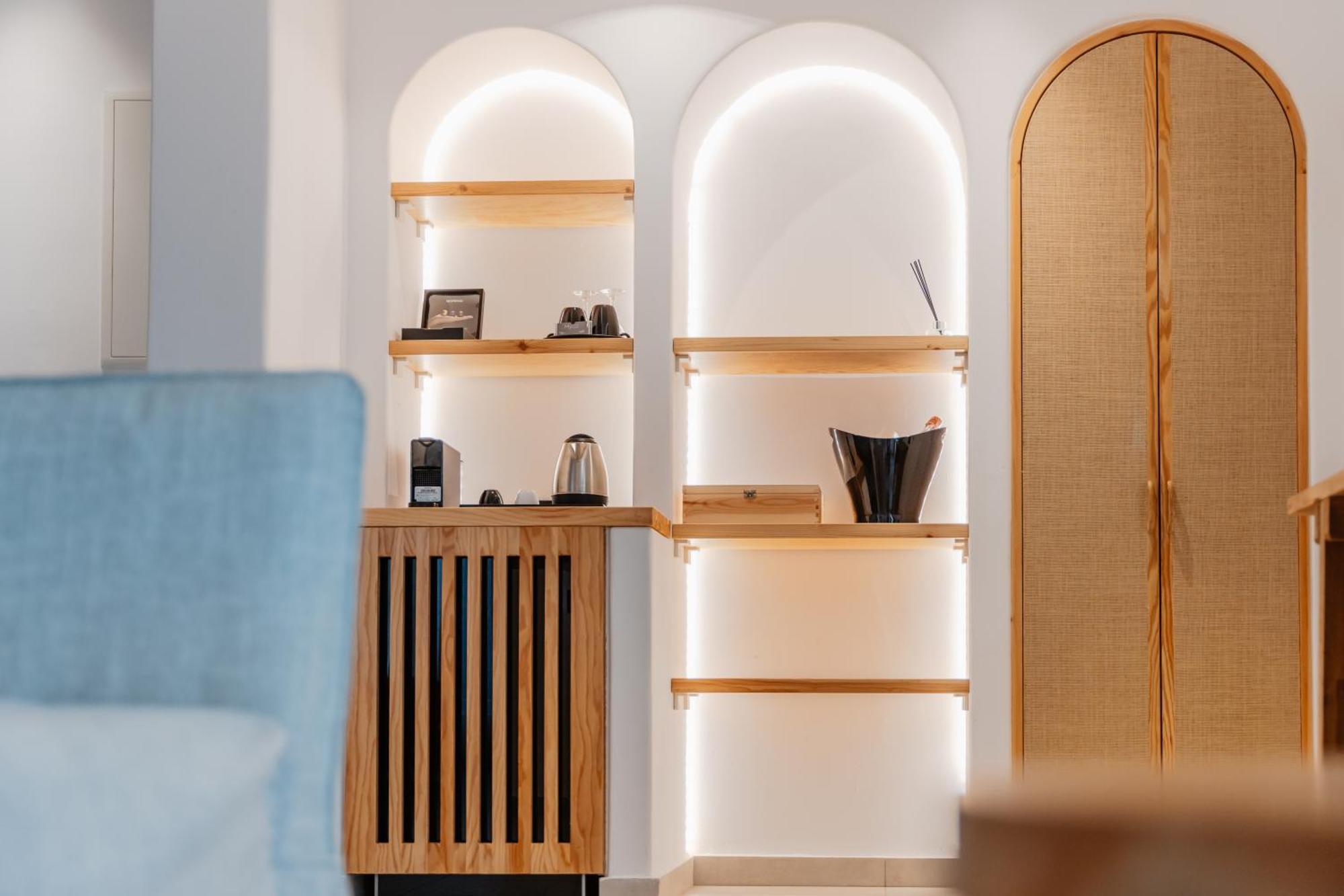 Klouvas Oliving Mykonos Luxury Suites מראה חיצוני תמונה