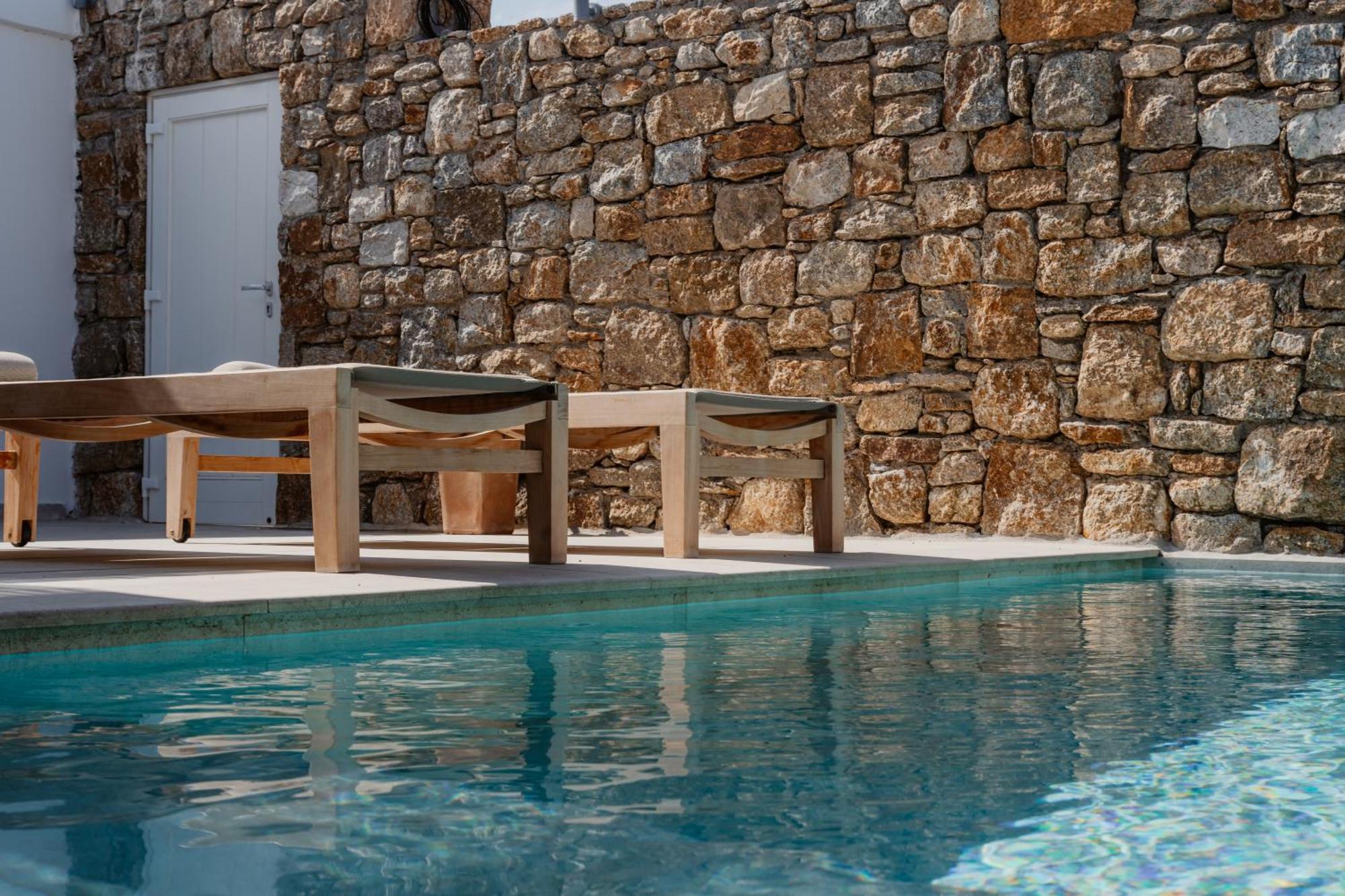 Klouvas Oliving Mykonos Luxury Suites מראה חיצוני תמונה