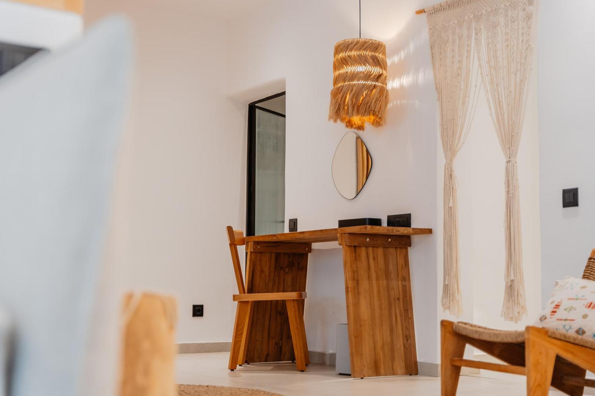 Klouvas Oliving Mykonos Luxury Suites מראה חיצוני תמונה
