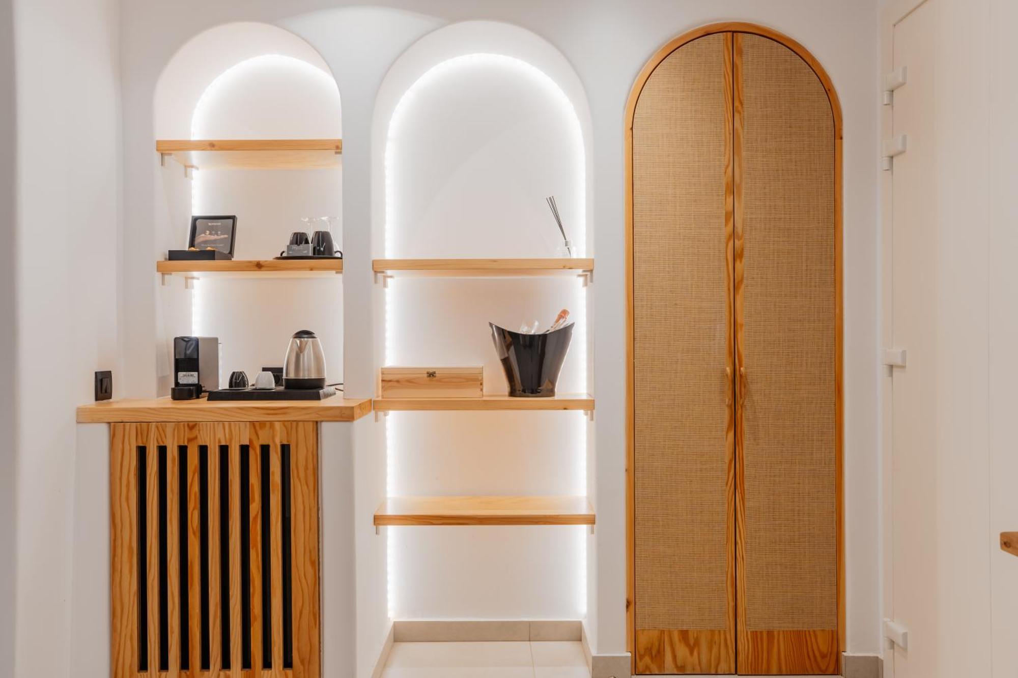 Klouvas Oliving Mykonos Luxury Suites מראה חיצוני תמונה