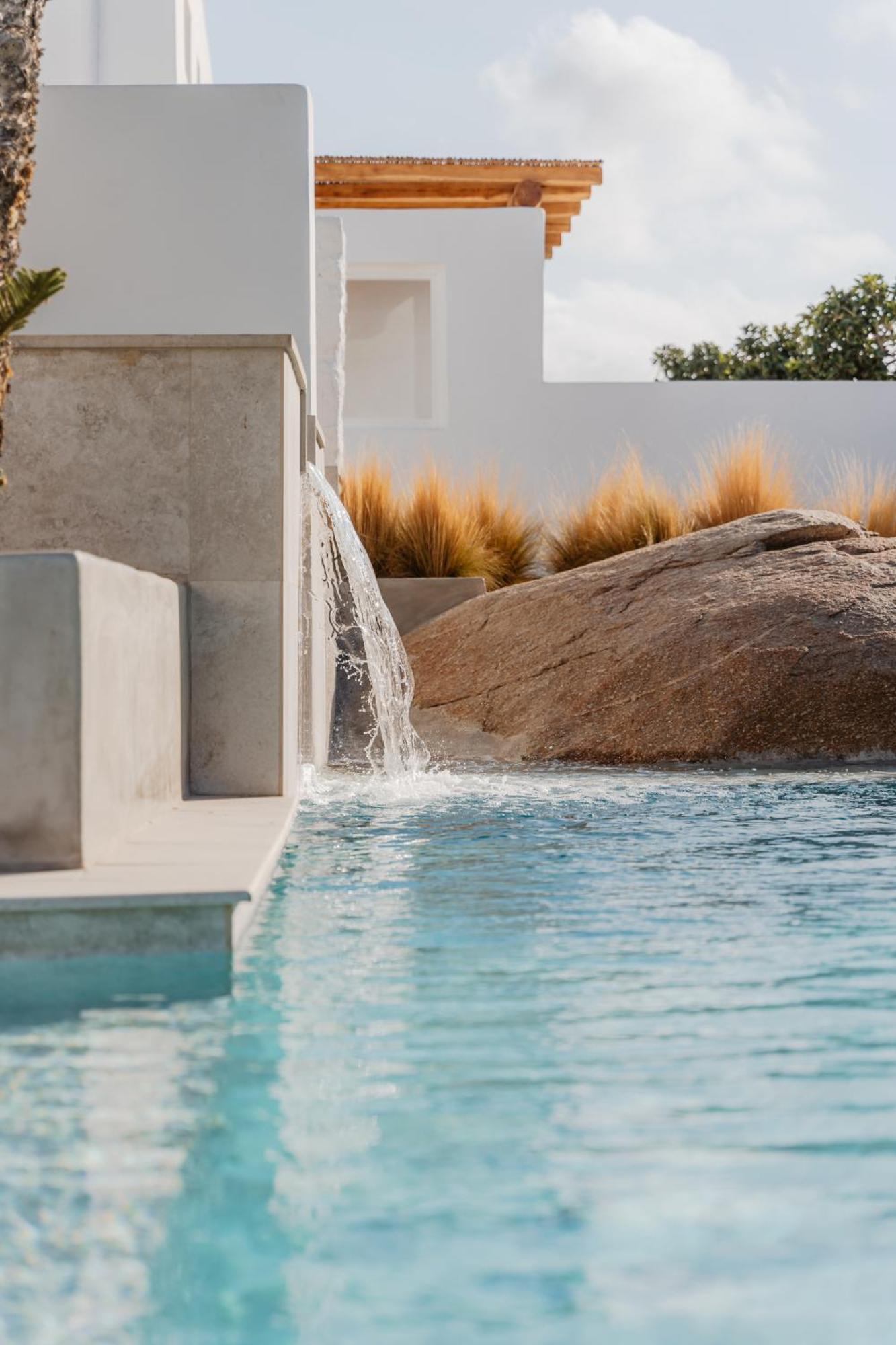 Klouvas Oliving Mykonos Luxury Suites מראה חיצוני תמונה