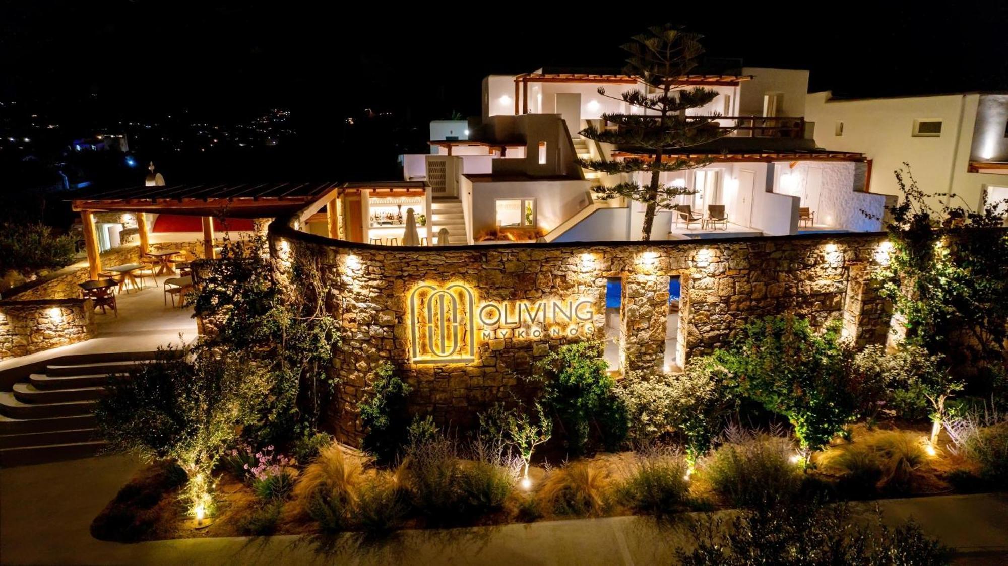 Klouvas Oliving Mykonos Luxury Suites מראה חיצוני תמונה